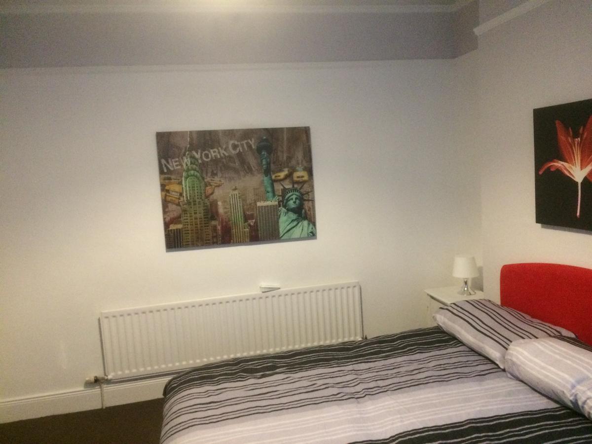 Michaels Place Bed and Breakfast Belfast Esterno foto